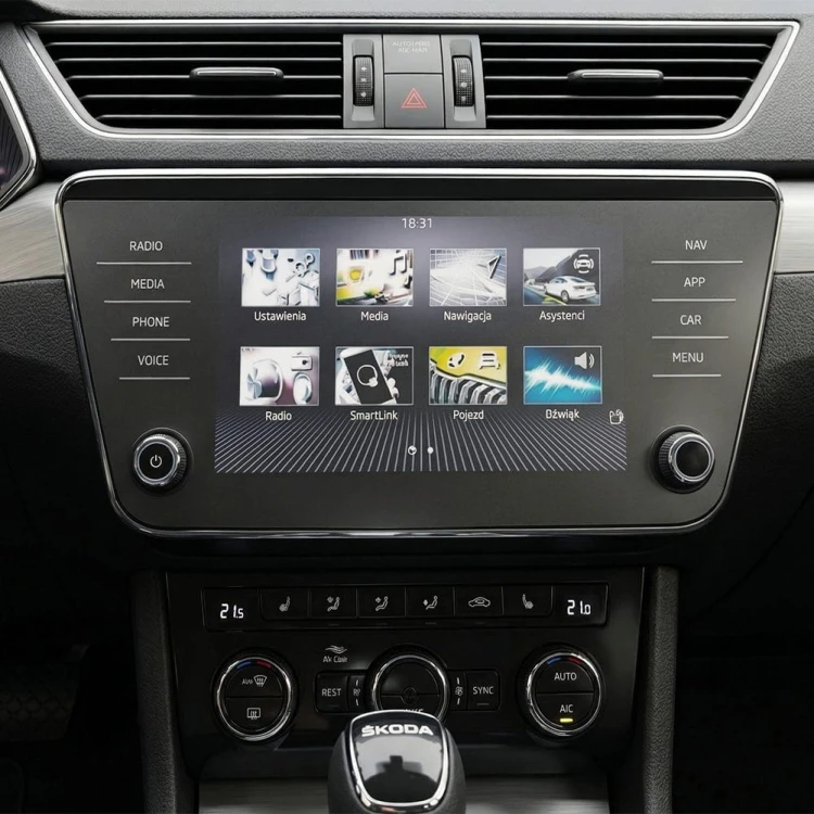 folia ochronna matowa na ekran radia 8 do skoda superb iii 2015 2024 megara 2