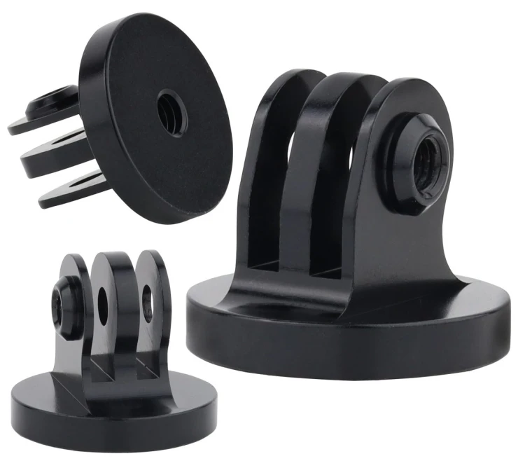 Czarny adapter do kamer sportowych, kompatybilny z systemem GoPro