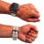 Opaska smartwatcha Garmin Fenix 26 mm z czarną klamrą szpilkową. Wysokiej jakości silikon zapewnia komfort noszenia.